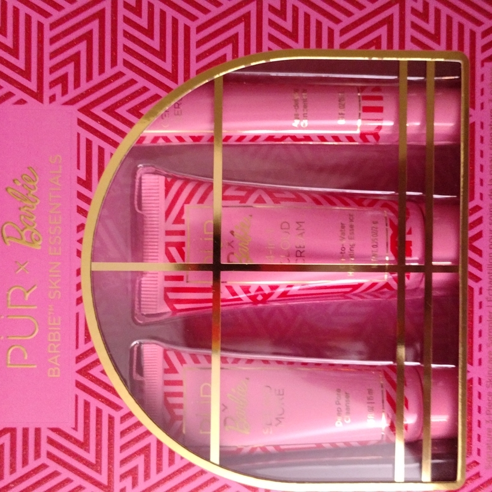 Pur x barbie skin essential kit